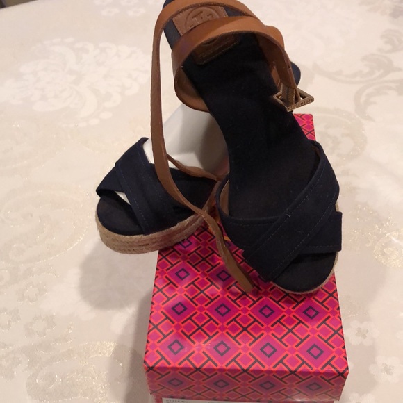 Tory Burch Blue Karissa Leather Espadrille Wedge - Picture 2 of 4